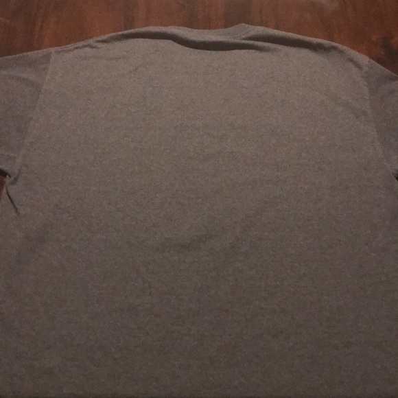 Famous tee - Picture 4 of 4